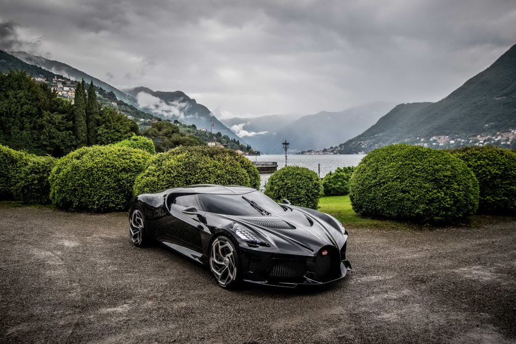 Bugatti La Voatio Noire