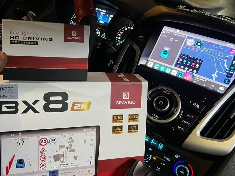 Ra lệnh giọng nói thông minh, rảnh tay khi lái xe