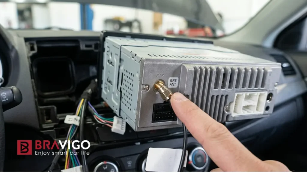 lỏng kết nối gps màn hình android ô tô